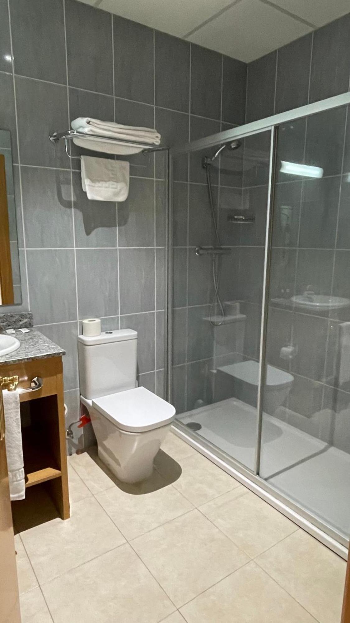 Hotel Font Del Pla 라홍케라 외부 사진